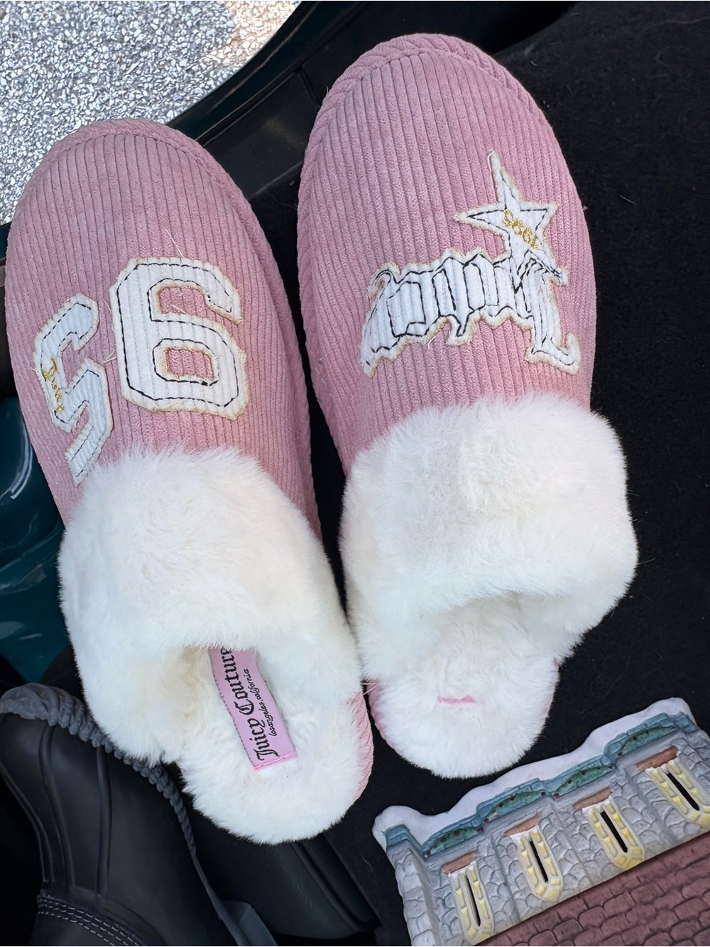 Juicy Couture Pink Corduroy Fuzzy-Lined Slip-On Slippers size 11